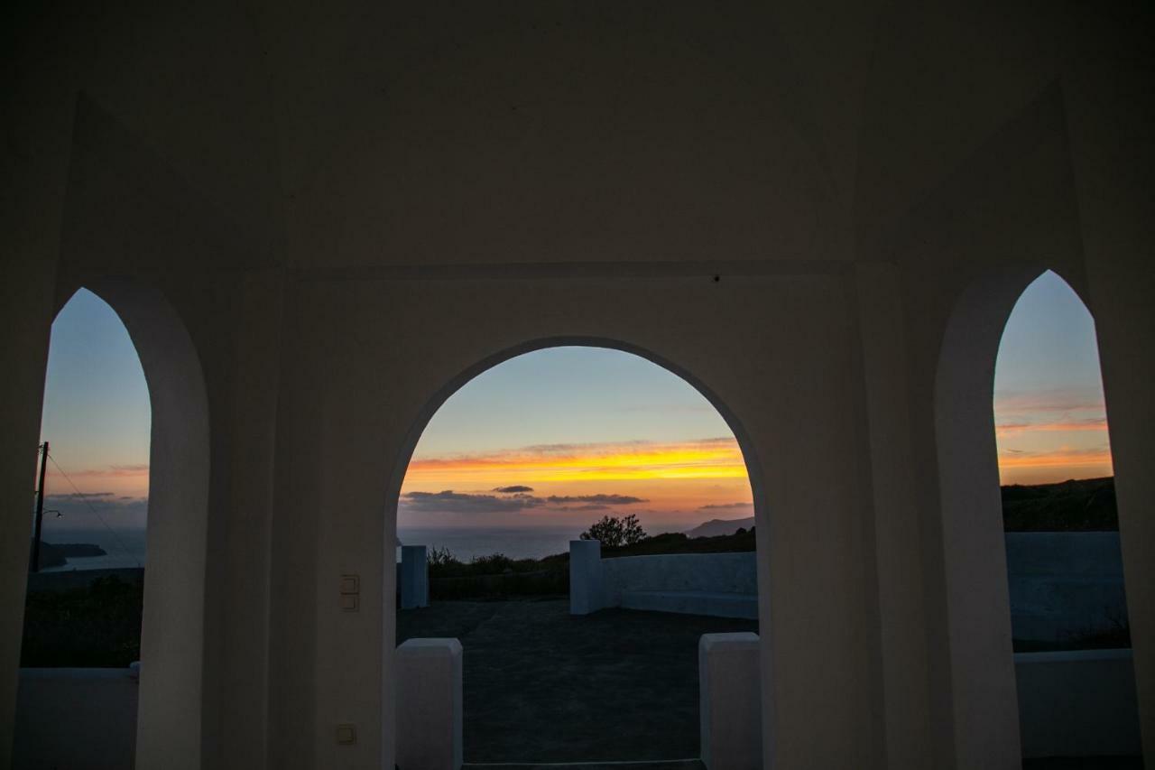 Caldera Sunset Villa Megalochori  Exterior foto